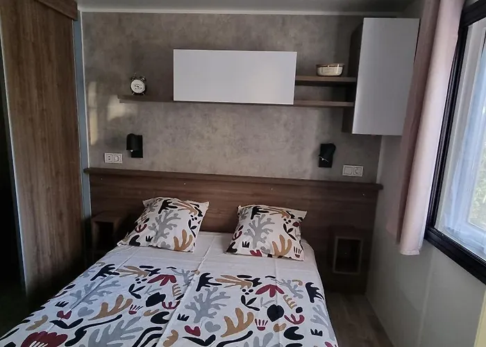 مكان تخييم Mobil-home Les Oyats 4 Etoiles, Seignosse, Landes *
