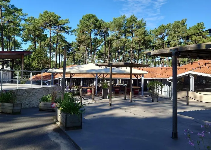 مكان تخييم Mobil-home Les Oyats 4 Etoiles, Seignosse, Landes